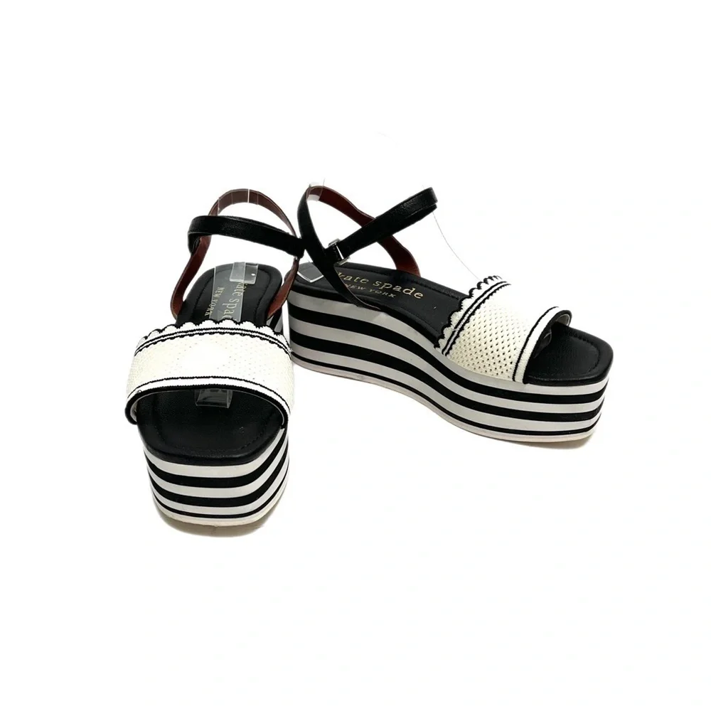 KATE SPADE | Vintage Y2K scalloped flatform Velcro strappy sandals